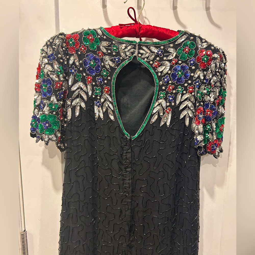 Vintage Elegant Black Silk Dress with Colourful floral beading - Picture 15 of 17